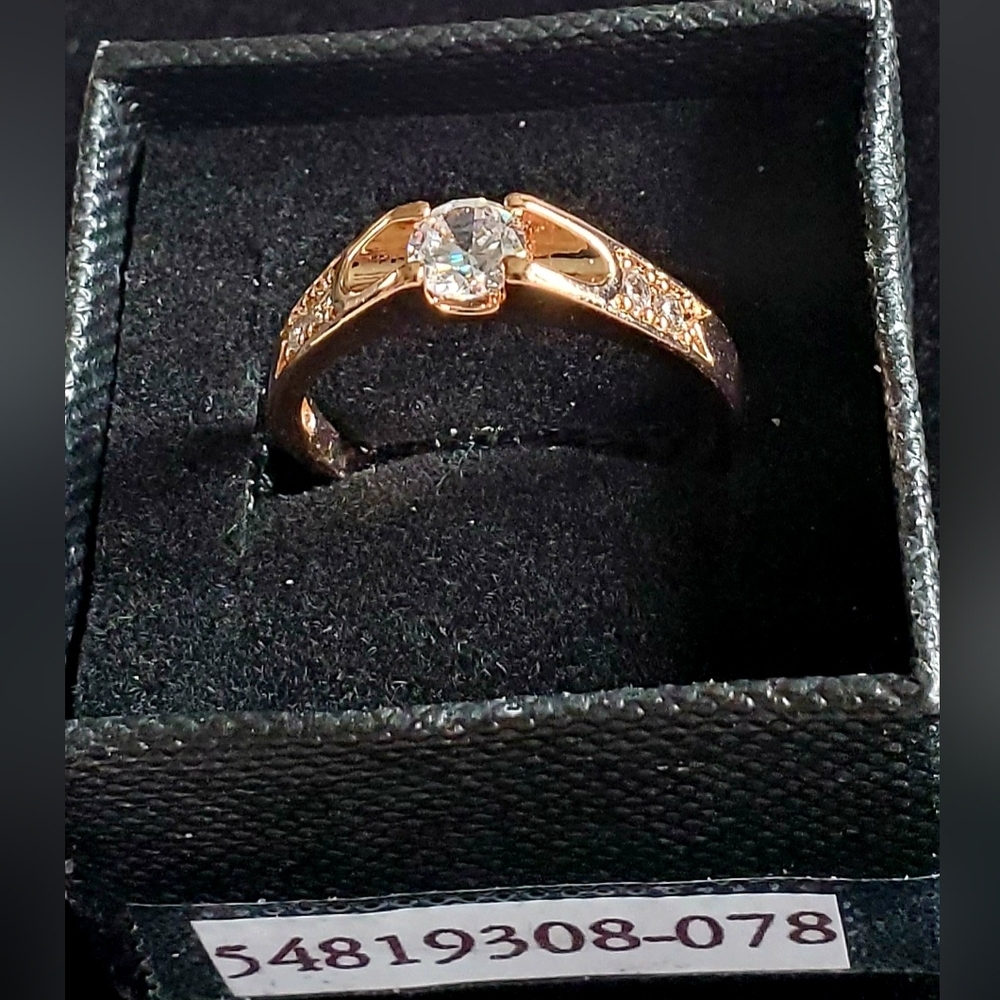 New R.G.F. 1 CT. ROSE GOLD FILLED SOLITAIRE RING - Picture 2 of 4
